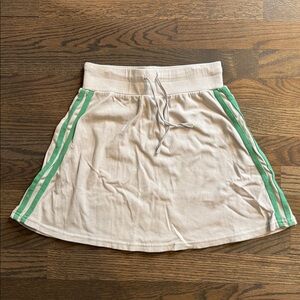 Lil Legs Gray Varsity Skirt with Green Stripes, size 6